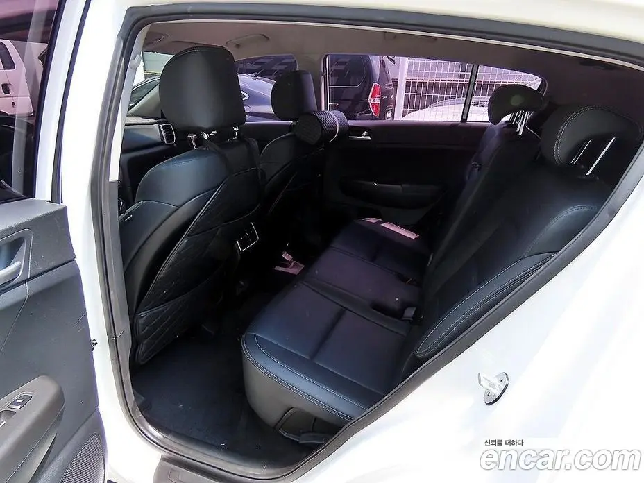 Kia Sportage 2018 2.0 автомат (гидро), фото 6