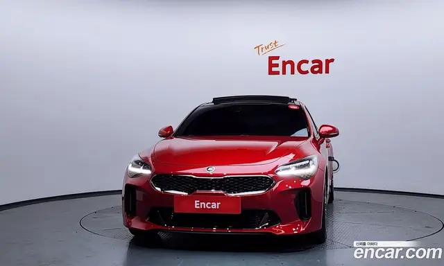 Kia Stinger 2017 2.0 автомат (гидро), миниатюра 3