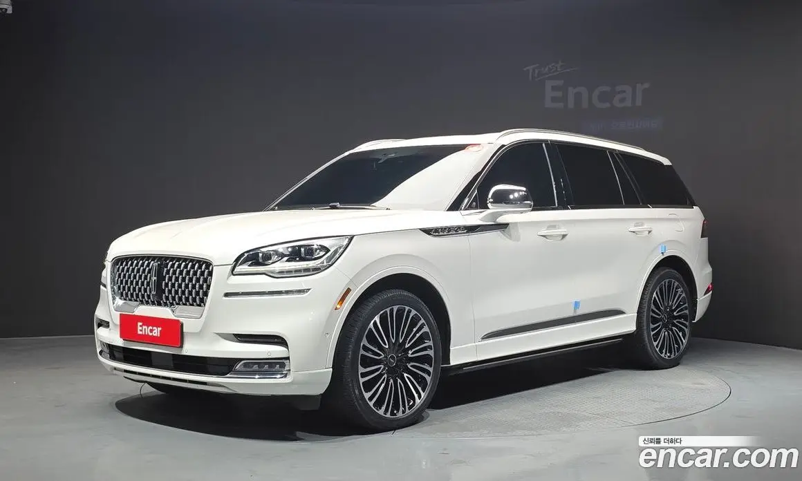 Lincoln Aviator 2022 3.0 автомат (гидро), фото 1 Lincoln Aviator 2022 3.0 автомат (гидро), фото 1