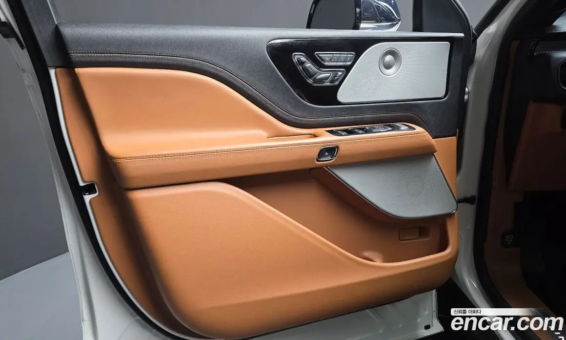 Lincoln Aviator 2022 3.0 автомат (гидро), фото 14 Lincoln Aviator 2022 3.0 автомат (гидро), фото 14