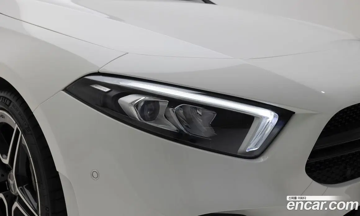 Mercedes-Benz A-Class 2022 2.0 автомат (гидро), фото 14
