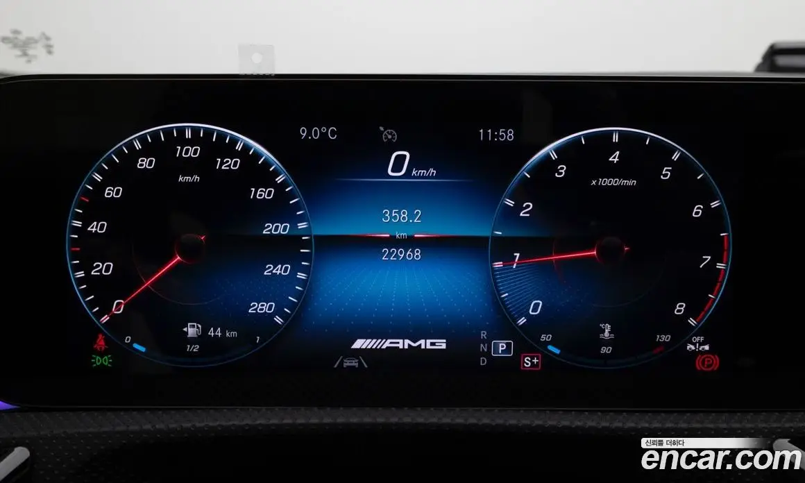 Mercedes-Benz A-Class 2022 2.0 автомат (гидро), фото 8