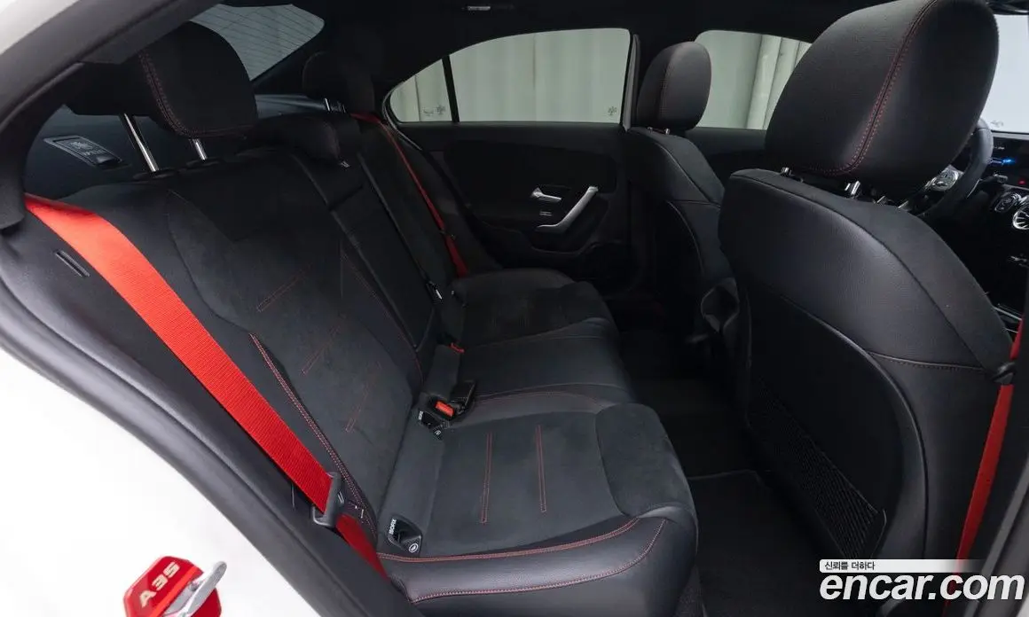 Mercedes-Benz A-Class 2022 2.0 автомат (гидро), фото 10