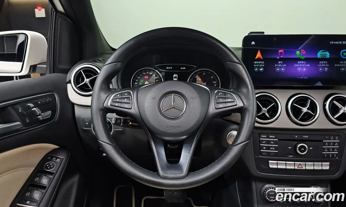 Mercedes-Benz B-Class 2017 2.1 автомат (гидро), фото 12 Mercedes-Benz B-Class 2017 2.1 автомат (гидро), фото 12