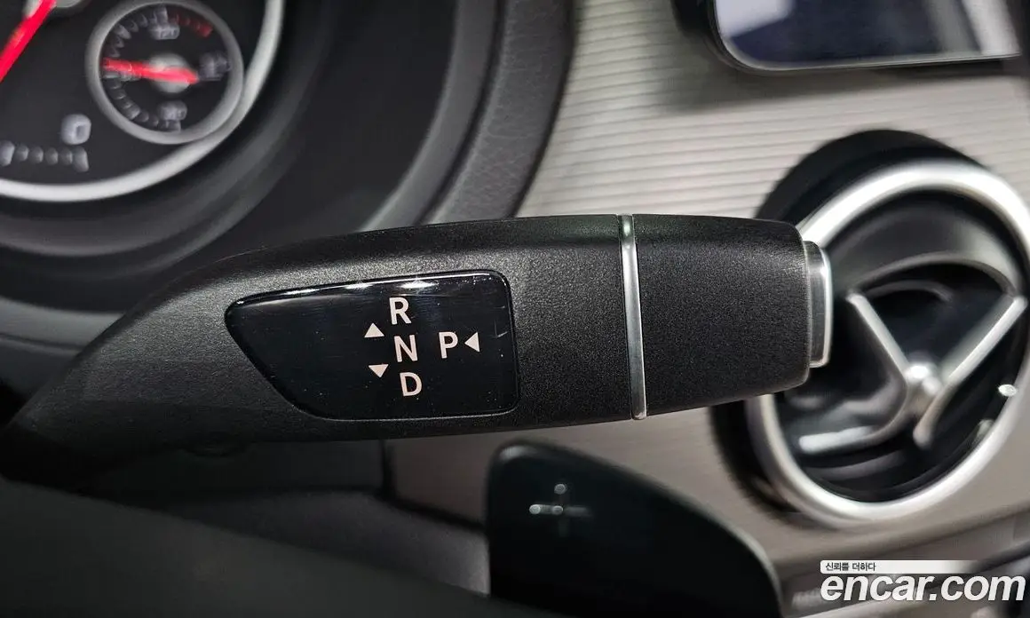 Mercedes-Benz B-Class 2017 2.1 автомат (гидро), фото 9 Mercedes-Benz B-Class 2017 2.1 автомат (гидро), фото 9