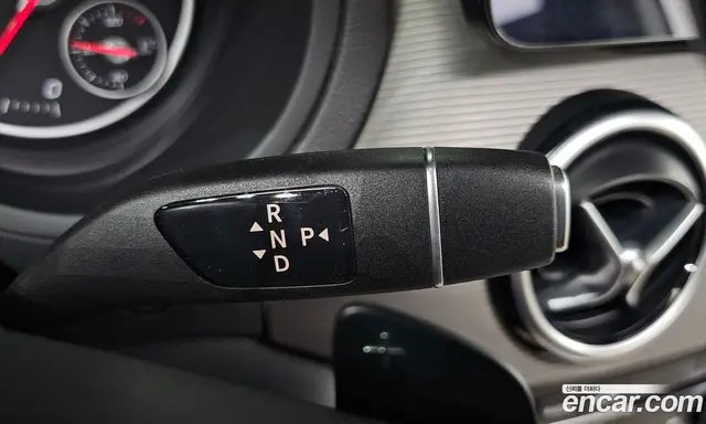 Mercedes-Benz B-Class 2017 2.1 автомат (гидро), миниатюра 9 Mercedes-Benz B-Class 2017 2.1 автомат (гидро), миниатюра 9