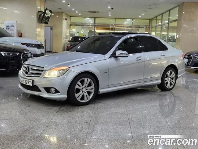Mercedes-Benz C-Class, 2009, 214 458 км