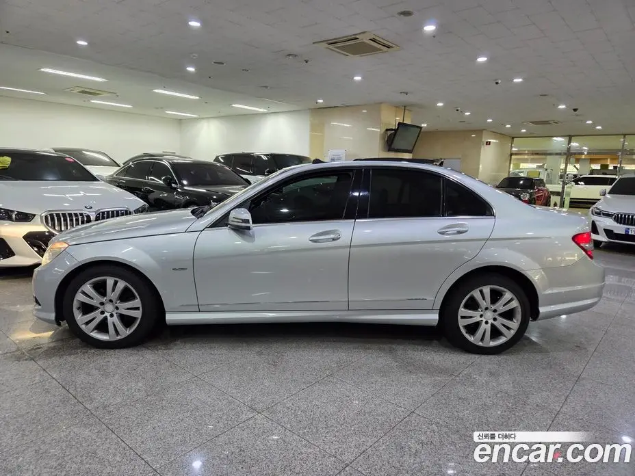 Mercedes-Benz C-Class 2009 2.1 автомат (гидро), фото 3