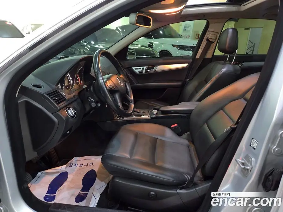Mercedes-Benz C-Class 2009 2.1 автомат (гидро), фото 6