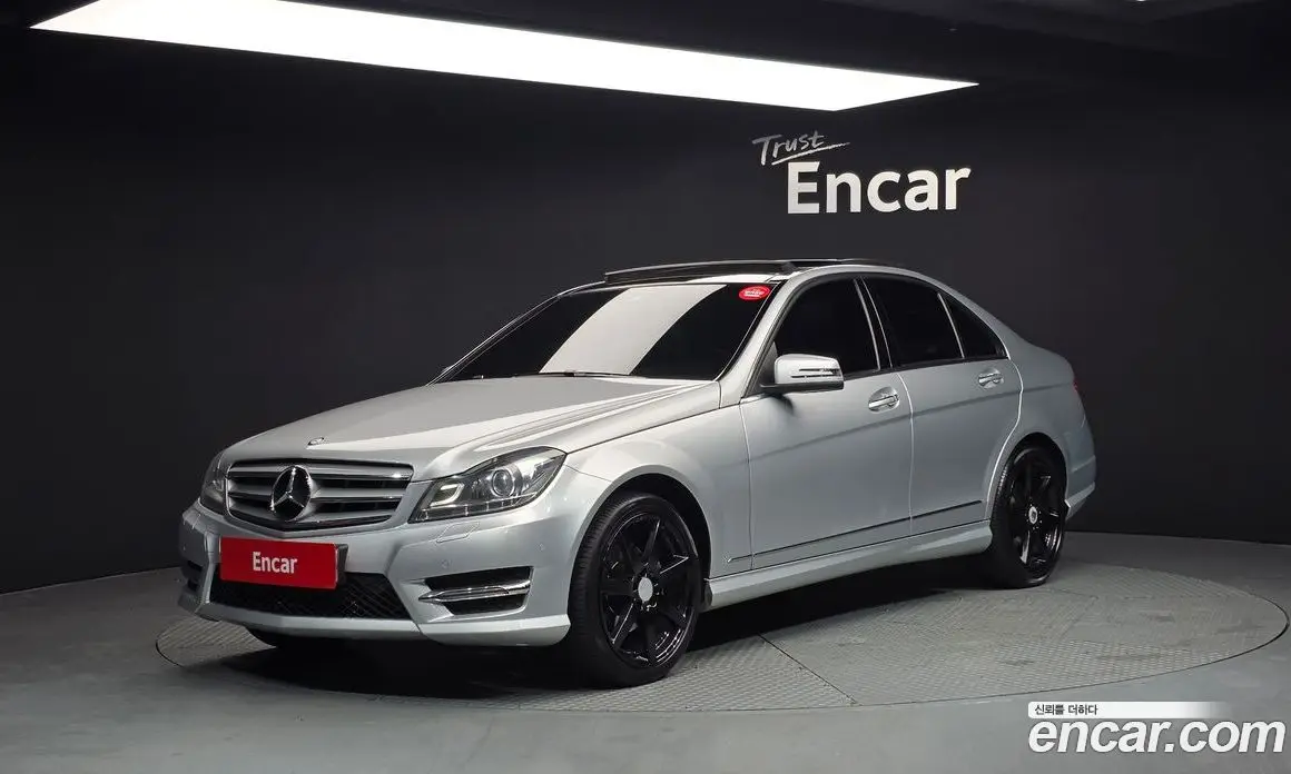 Mercedes-Benz C-Class 2013 1.8 автомат (гидро), фото 1 Mercedes-Benz C-Class 2013 1.8 автомат (гидро), фото 1