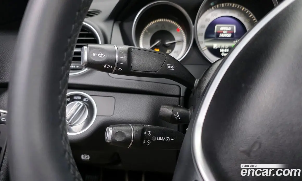 Mercedes-Benz C-Class 2013 1.8 автомат (гидро), фото 17 Mercedes-Benz C-Class 2013 1.8 автомат (гидро), фото 17