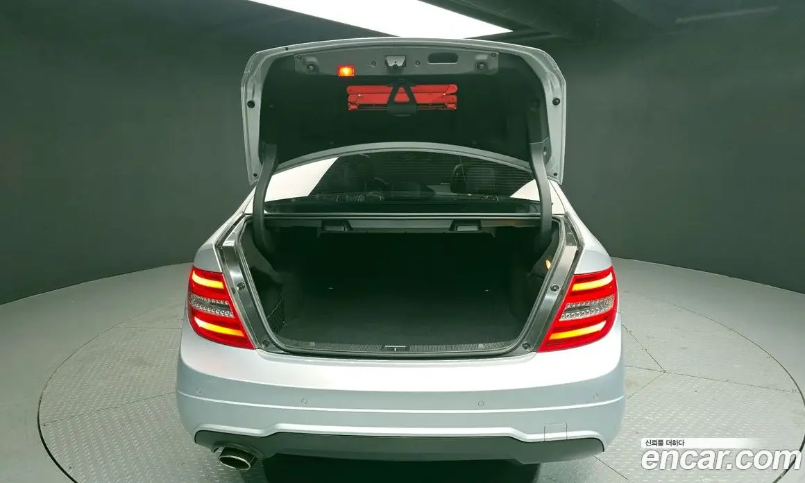 Mercedes-Benz C-Class 2013 1.8 автомат (гидро), фото 20 Mercedes-Benz C-Class 2013 1.8 автомат (гидро), фото 20