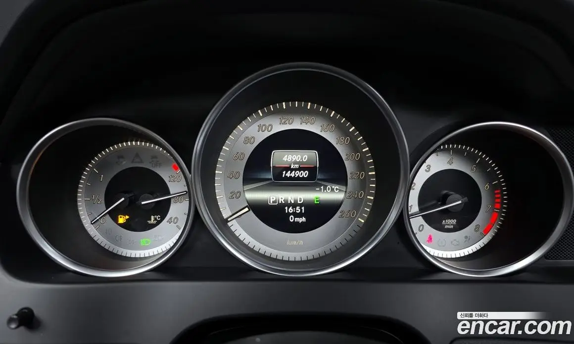 Mercedes-Benz C-Class 2013 1.8 автомат (гидро), фото 8 Mercedes-Benz C-Class 2013 1.8 автомат (гидро), фото 8
