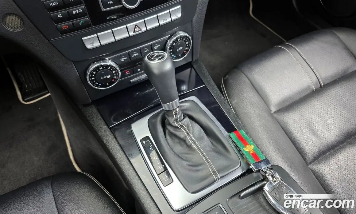 Mercedes-Benz C-Class 2013 1.8 автомат (гидро), фото 9 Mercedes-Benz C-Class 2013 1.8 автомат (гидро), фото 9