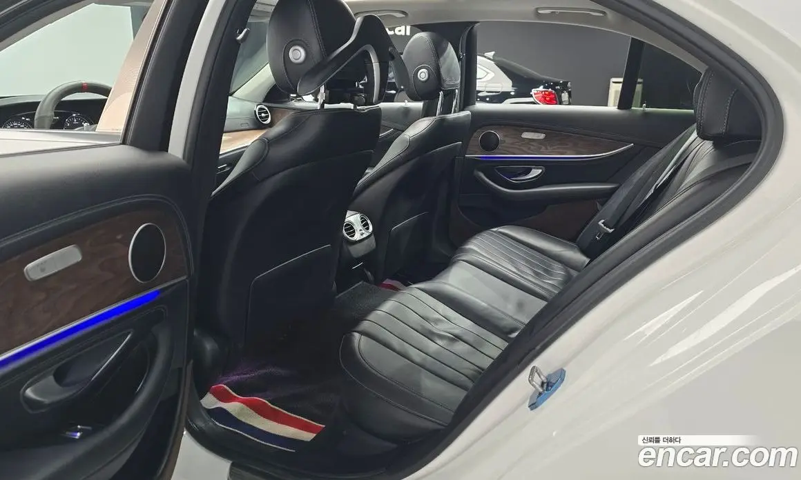 Mercedes-Benz E-Class 2016 1.9 автомат (гидро), фото 12