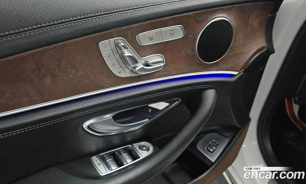 Mercedes-Benz E-Class 2016 1.9 автомат (гидро), фото 17