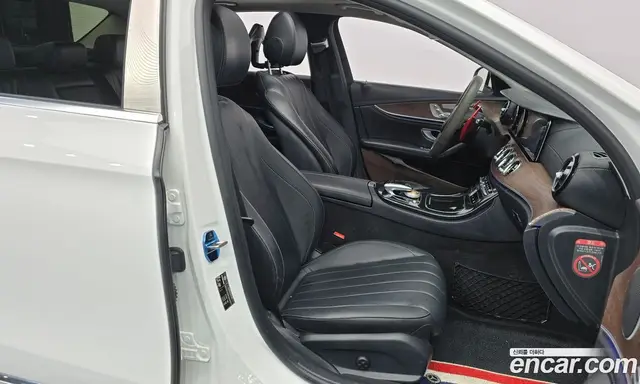 Mercedes-Benz E-Class 2016 1.9 автомат (гидро), миниатюра 10