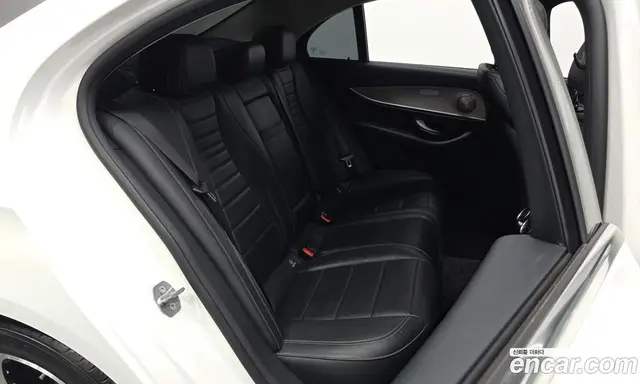 Mercedes-Benz E-Class 2017 2.0 автомат (гидро), миниатюра 11