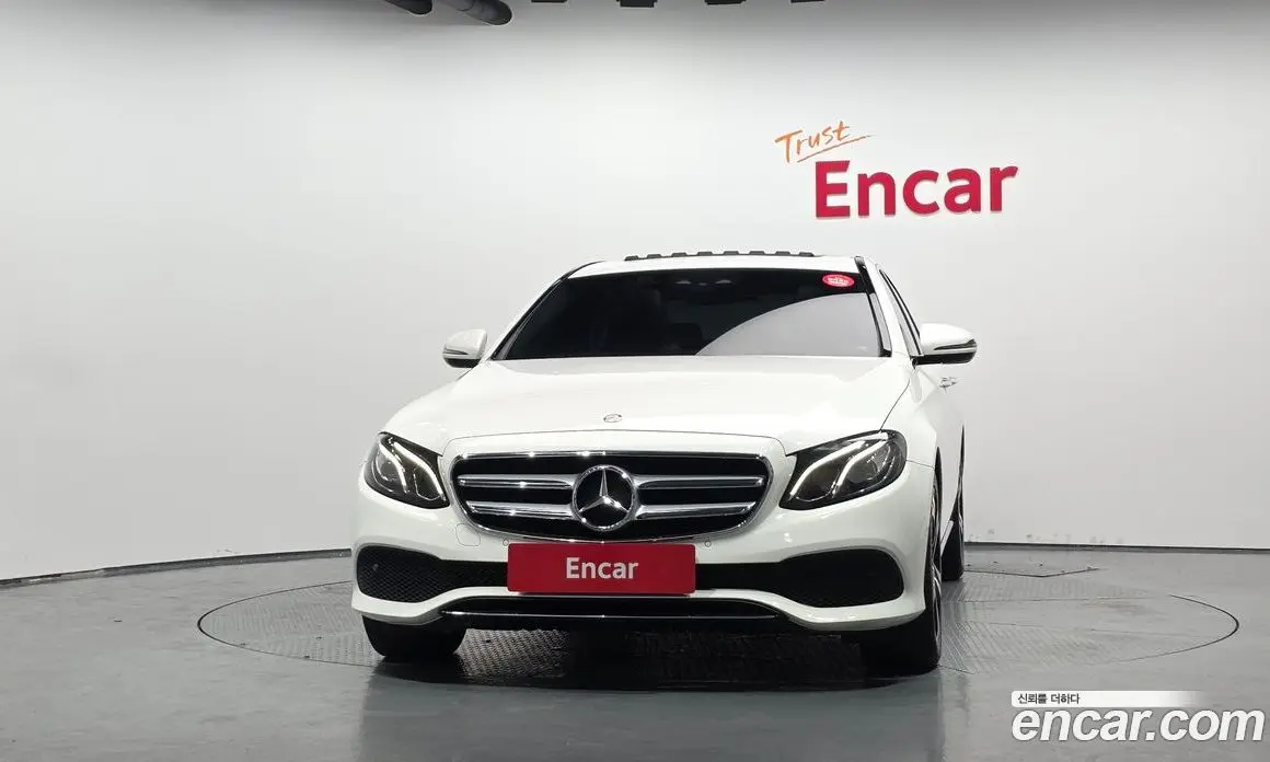 Mercedes-Benz E-Class 2017 2.0 автомат (гидро), фото 3