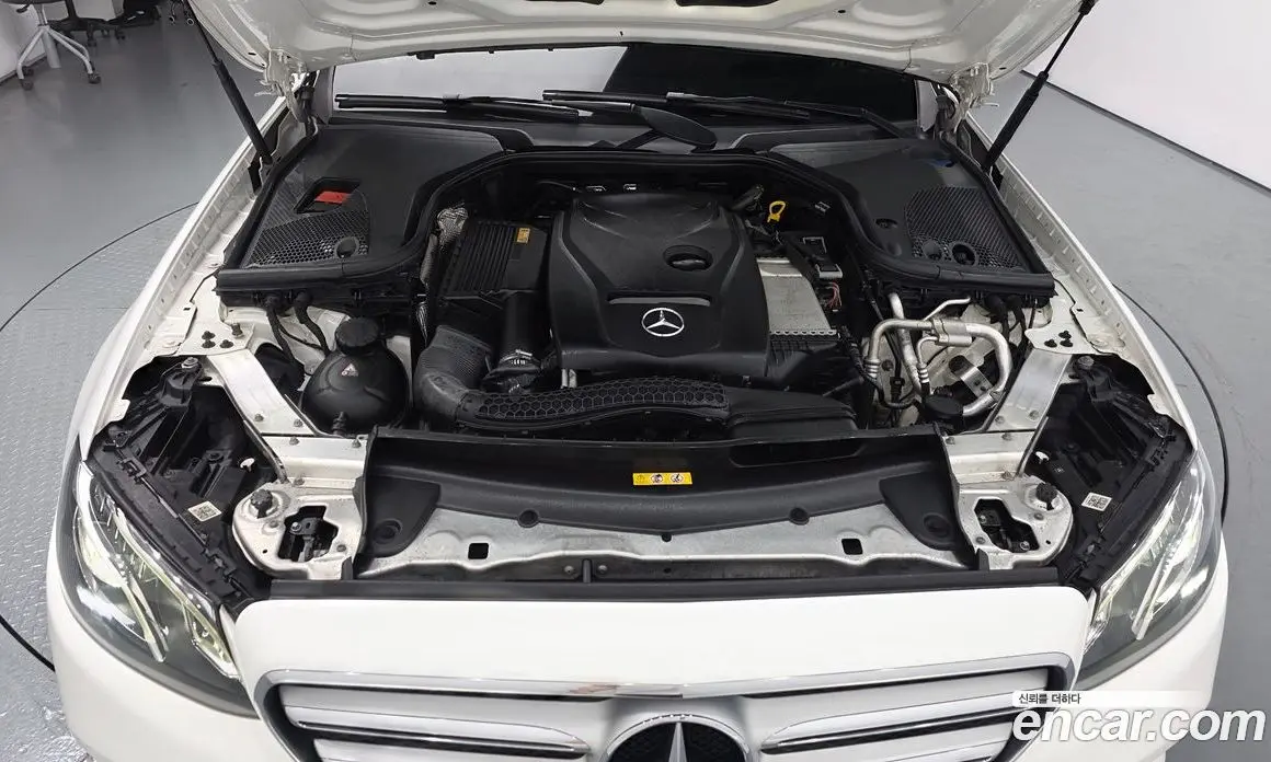 Mercedes-Benz E-Class 2017 2.0 автомат (гидро), фото 6