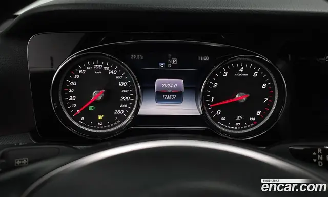 Mercedes-Benz E-Class 2017 2.0 автомат (гидро), миниатюра 8