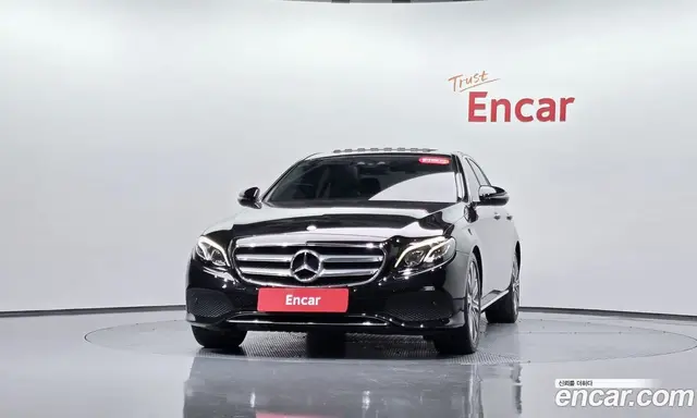 Mercedes-Benz E-Class 2017 1.9 автомат (гидро), миниатюра 2