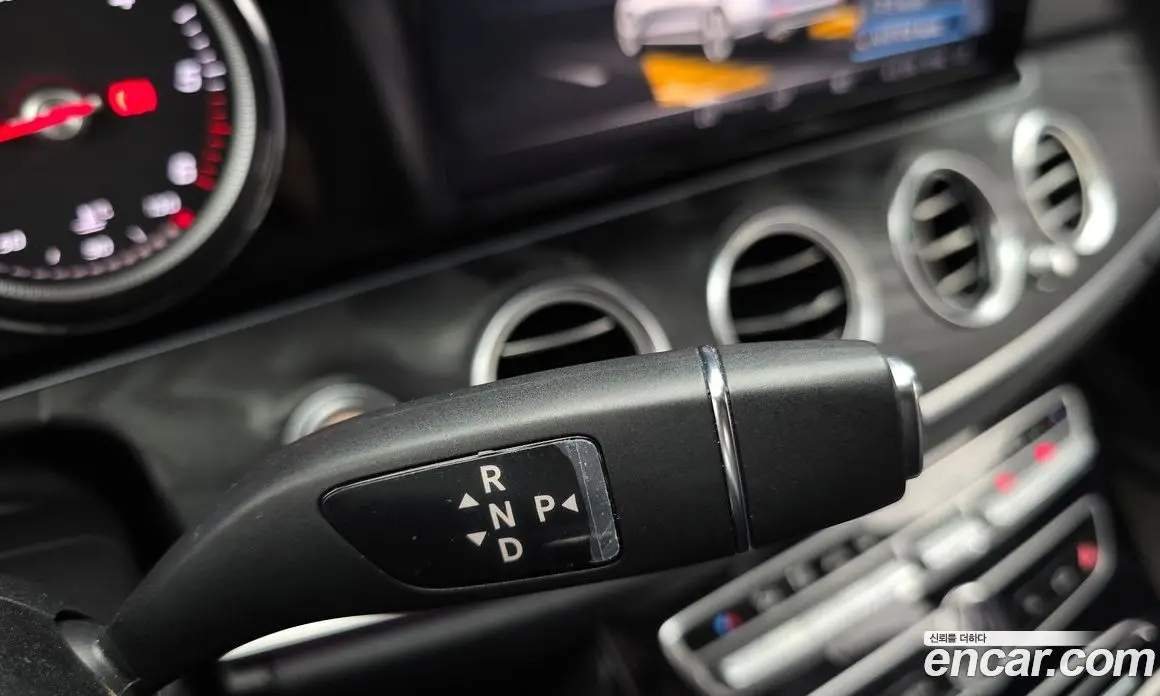 Mercedes-Benz E-Class 2017 1.9 автомат (гидро), фото 11