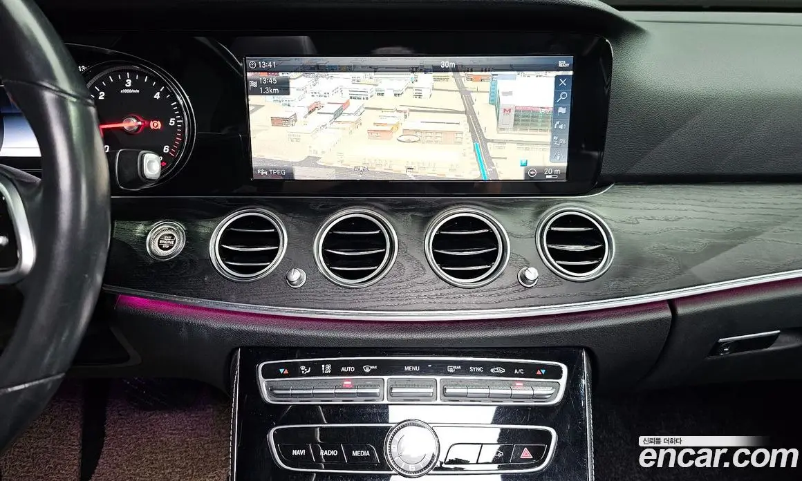 Mercedes-Benz E-Class 2019 1.9 автомат (гидро), фото 13