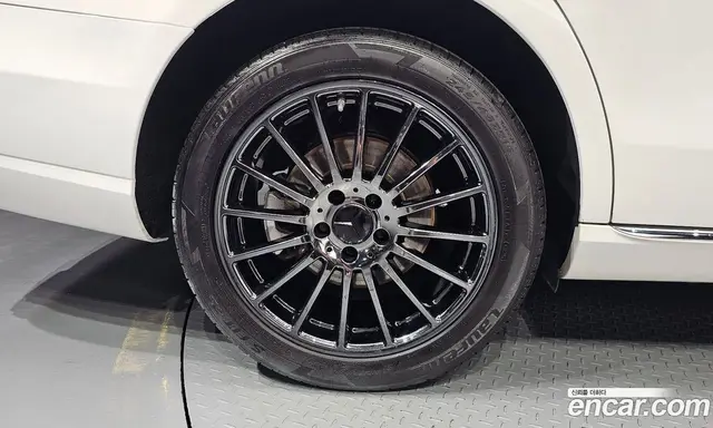 Mercedes-Benz E-Class 2019 1.9 автомат (гидро), миниатюра 5