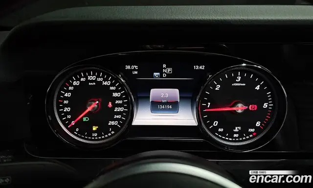 Mercedes-Benz E-Class 2019 1.9 автомат (гидро), миниатюра 8
