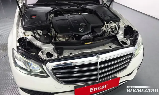 Mercedes-Benz E-Class 2019 1.9 автомат (гидро), миниатюра 6