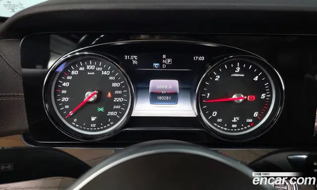 Mercedes-Benz E-Class 2019 1.9 автомат (гидро), миниатюра 8