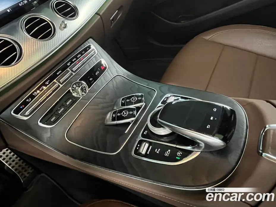 Mercedes-Benz E-Class 2020 2.0 автомат (гидро), фото 13