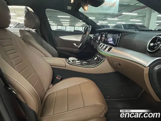 Mercedes-Benz E-Class 2020 2.0 автомат (гидро), миниатюра 9