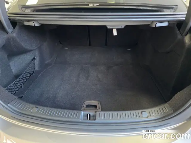 Mercedes-Benz E-Class 2021 2.0 автомат (гидро), миниатюра 11