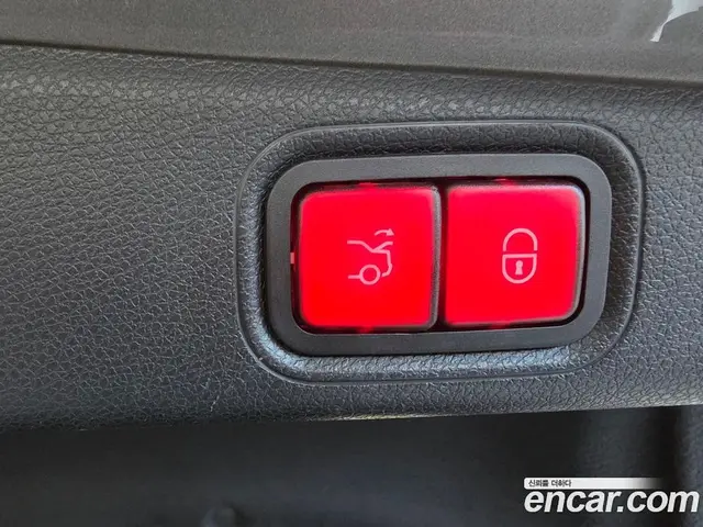 Mercedes-Benz E-Class 2021 2.0 автомат (гидро), миниатюра 12