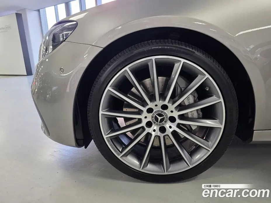Mercedes-Benz E-Class 2021 2.0 автомат (гидро), фото 5