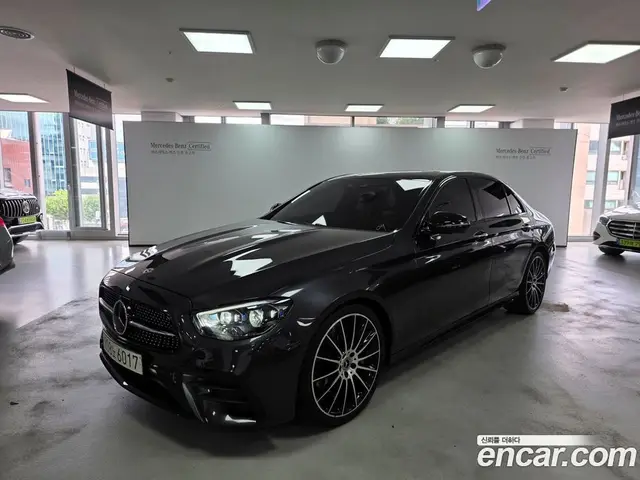 Mercedes-Benz E-Class, 2023, 30 004 км