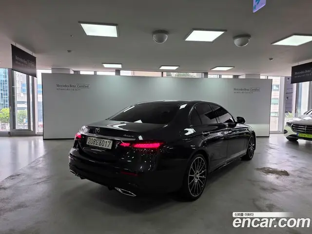 Mercedes-Benz E-Class 2023 2.0 автомат (гидро), миниатюра 2 Mercedes-Benz E-Class 2023 2.0 автомат (гидро), миниатюра 2