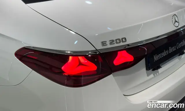 Mercedes-Benz E-Class 2025 2.0 автомат (гидро), миниатюра 12