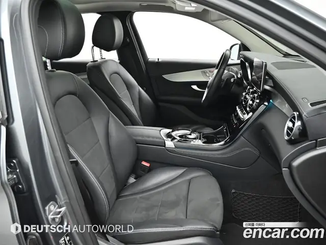 Mercedes-Benz GLC-Class 2019 2.0 автомат (гидро), миниатюра 10
