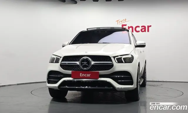 Mercedes-Benz GLE-Class 2023 2.9 автомат (гидро), миниатюра 3