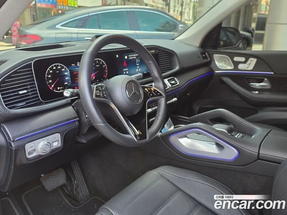 Mercedes-Benz GLE-Class 2025 3.0 автомат (гидро), фото 13 Mercedes-Benz GLE-Class 2025 3.0 автомат (гидро), фото 13