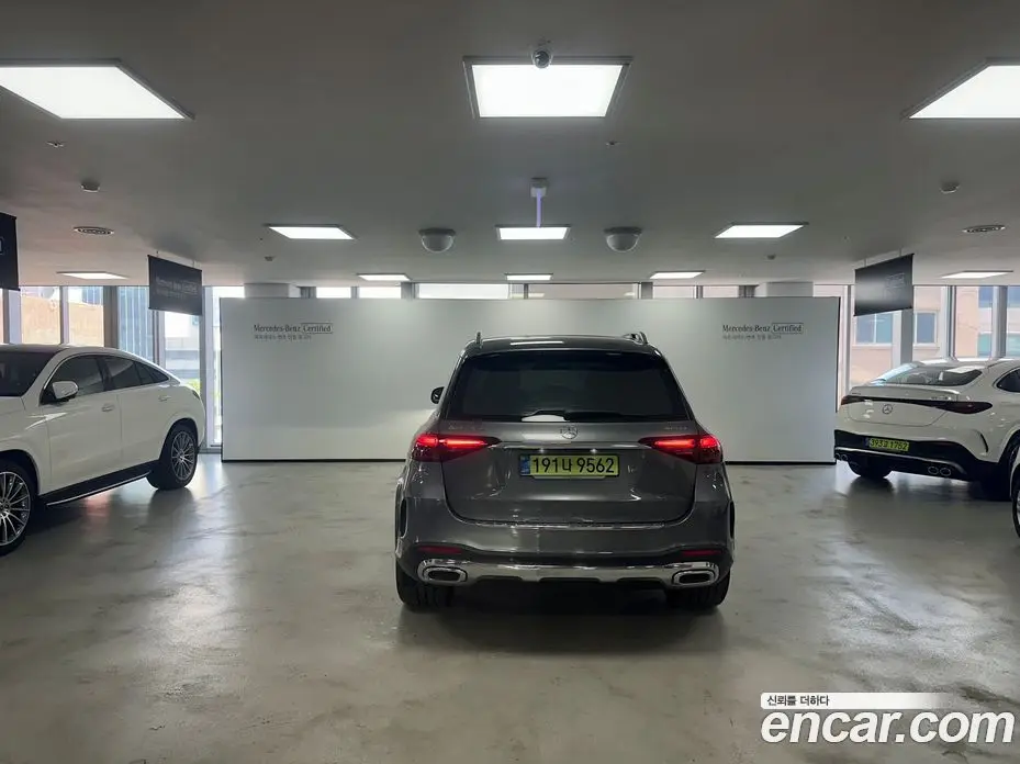 Mercedes-Benz GLE-Class 2025 3.0 автомат (гидро), фото 4 Mercedes-Benz GLE-Class 2025 3.0 автомат (гидро), фото 4