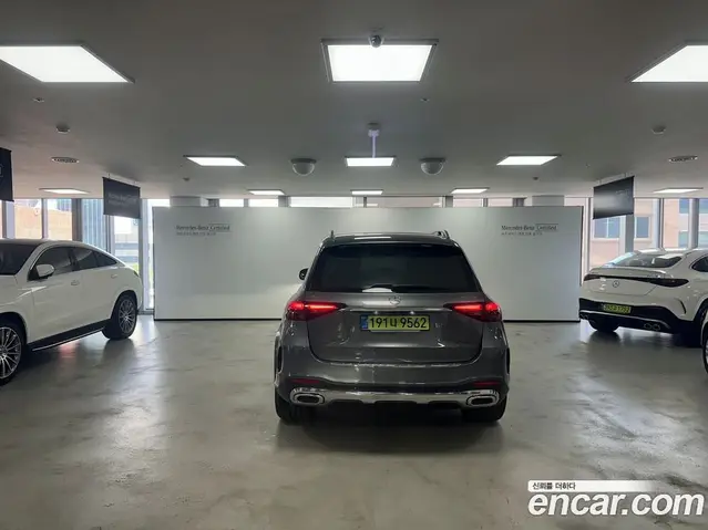 Mercedes-Benz GLE-Class 2025 3.0 автомат (гидро), миниатюра 4 Mercedes-Benz GLE-Class 2025 3.0 автомат (гидро), миниатюра 4