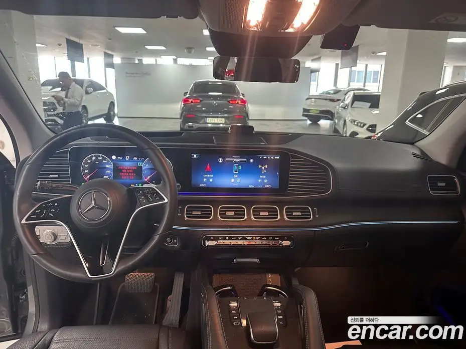 Mercedes-Benz GLE-Class 2025 3.0 автомат (гидро), фото 7 Mercedes-Benz GLE-Class 2025 3.0 автомат (гидро), фото 7