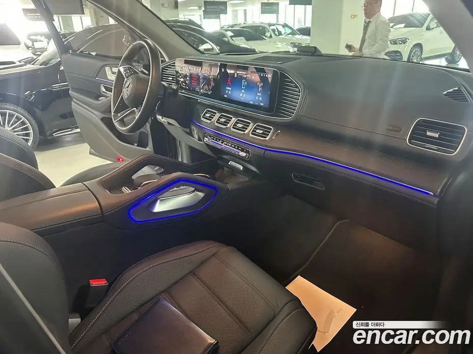 Mercedes-Benz GLE-Class 2025 3.0 автомат (гидро), фото 9 Mercedes-Benz GLE-Class 2025 3.0 автомат (гидро), фото 9