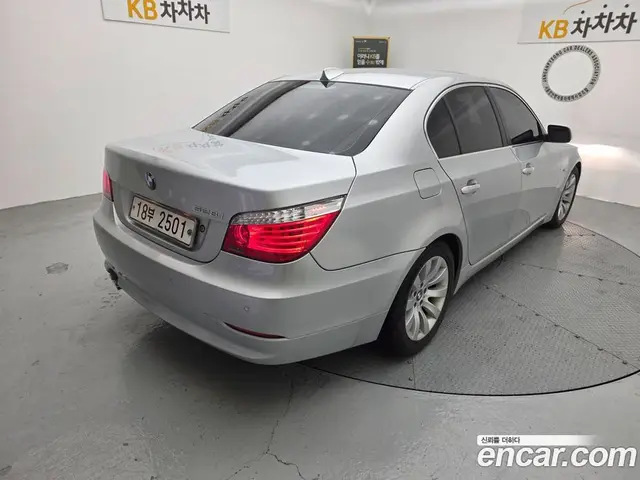 BMW 5 серия 2008 3.0 автомат (гидро), миниатюра 2
