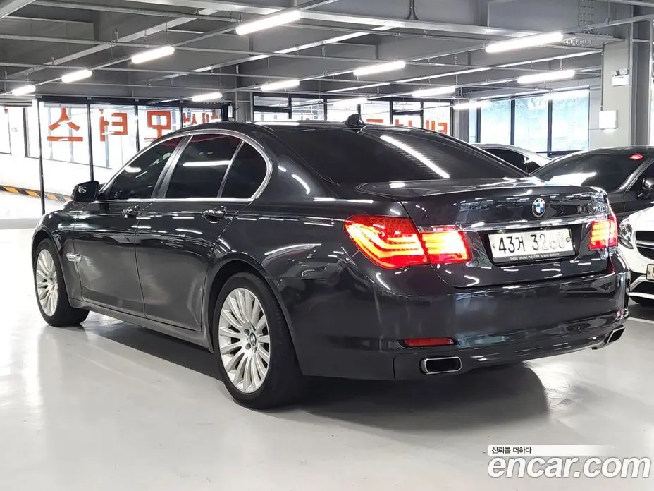 BMW 7 серия 2012 3.0 автомат (гидро), фото 7