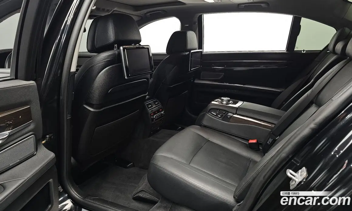 BMW 7 серия 2013 4.4 автомат (гидро), фото 15